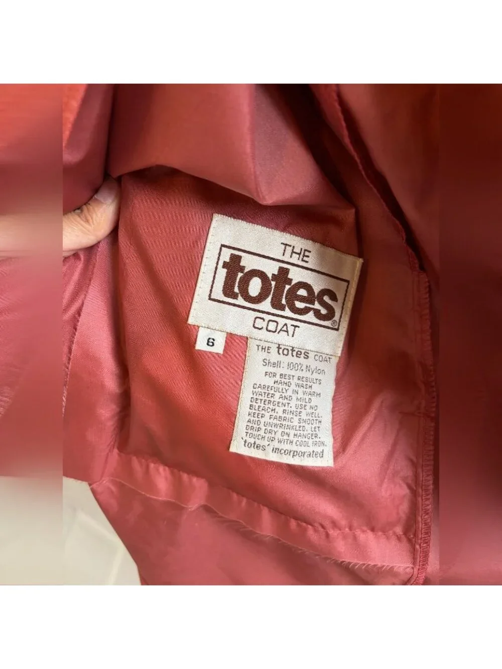 Vintage 1980s Totes Coat Pink Nylon Ruffle Trench Raincoat - Packable Unlined Si - Picture 7 of 12